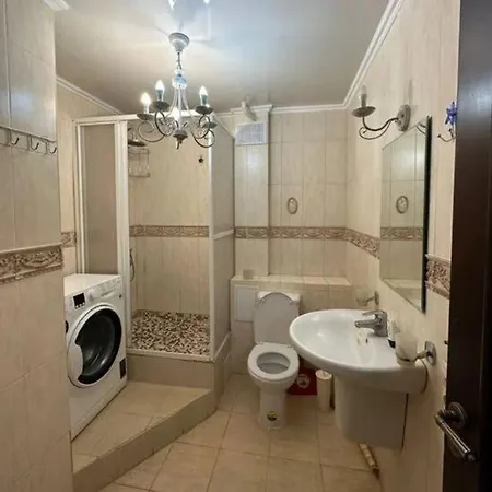 Hotel Ap White Queen *